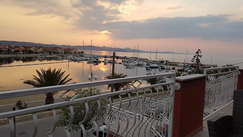 Apartments Roko Kolinda Croatia